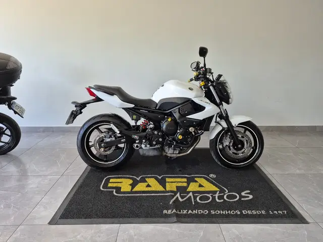 Moto Yamaha XJ6 N 2012 XJ6 N/ABS