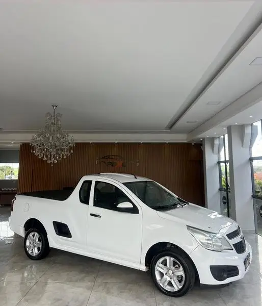 Carro Chevrolet Montana 2018 LS 1.4 (Flex)