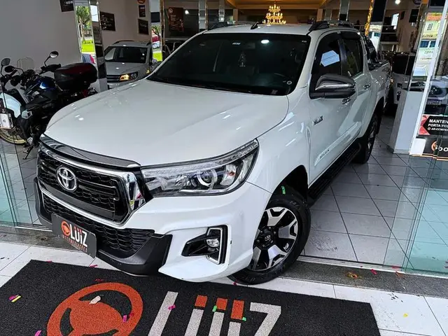 Carro Toyota Hilux Cabine Dupla 2020 Hilux 2.8 TDI SRX CD 4x4 (Aut)