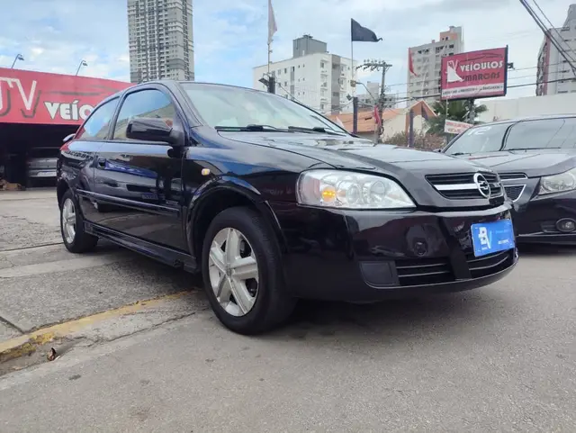 Carro Chevrolet Astra Sedan 2007 Advantage 2.0 (Flex)