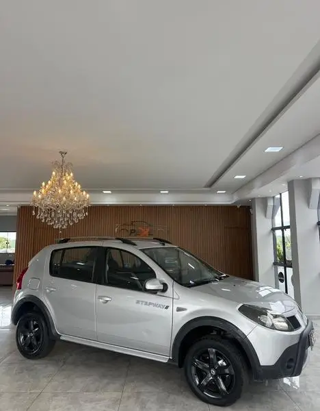 Carro Renault Sandero Stepway 2010 1.6 16V (Flex)