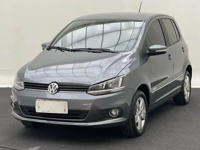 Carro Volkswagen Fox 2018 1.6 16v MSI Highline I-Motion (Flex)