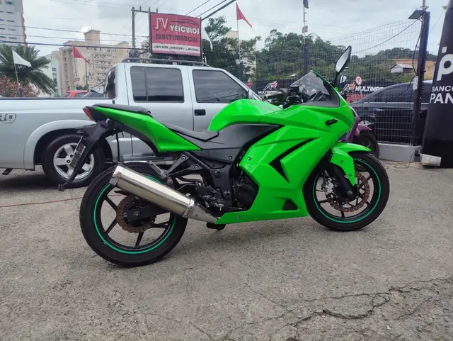 Moto Kawasaki Ninja 2010 250R
