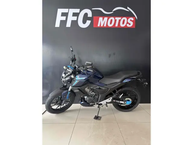 Moto Yamaha Fazer FZ15 2026 ABS