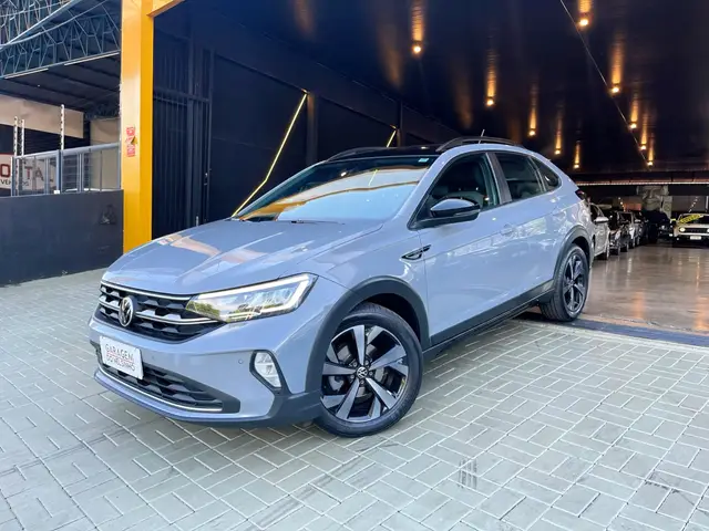 Carro Volkswagen Nivus 2023 Highline 200 TSI