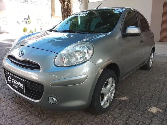 Carro Nissan March 2015 1.0 12V (Flex)
