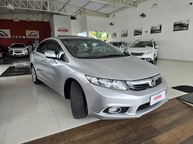 Carro Honda Civic 2014 New  LXR 2.0 i-VTEC (Aut) (Flex)
