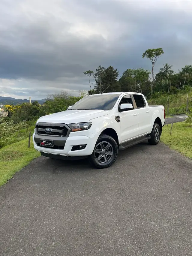 Carro Ford Ranger Cabine Dupla 2018 Ranger 2.2 TD XLS CD 4x4 (Aut)