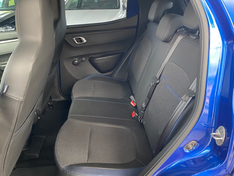 Renault Kwid Intense 1.0 12v SCe (Flex)