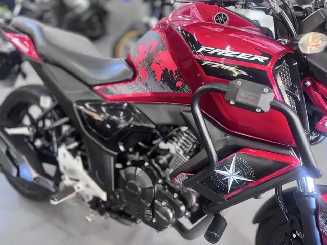 Moto Yamaha Fazer FZ15 2024 ABS