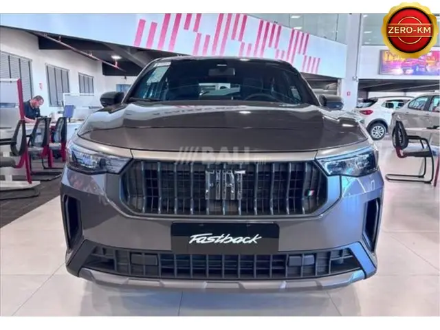 Carro Fiat Fastback 2026 Turbo 200
