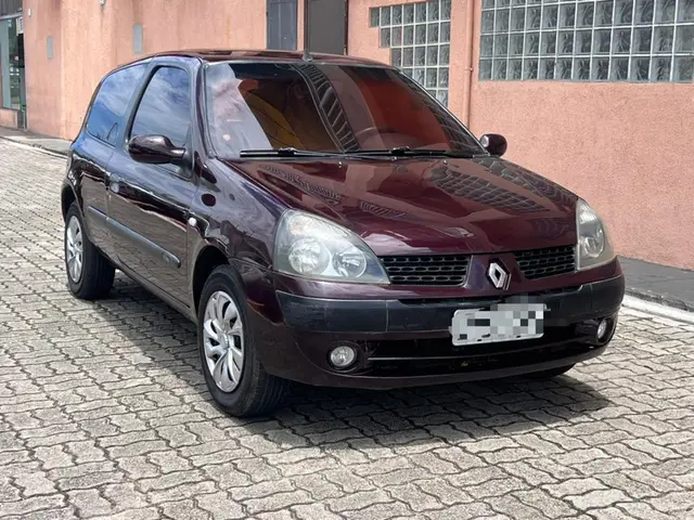 Carro Renault Clio 2005 Hatch. Authentique 1.0 8V