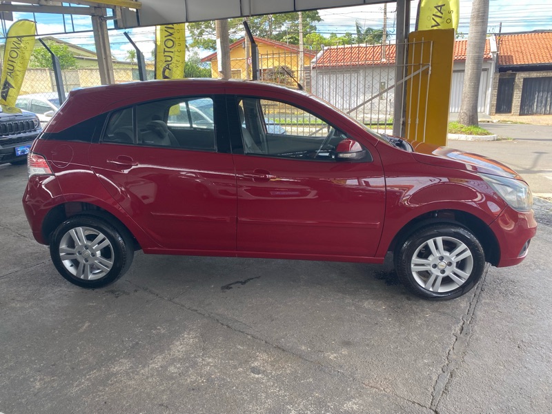 Chevrolet Agile LTZ 1.4 8V (Flex)