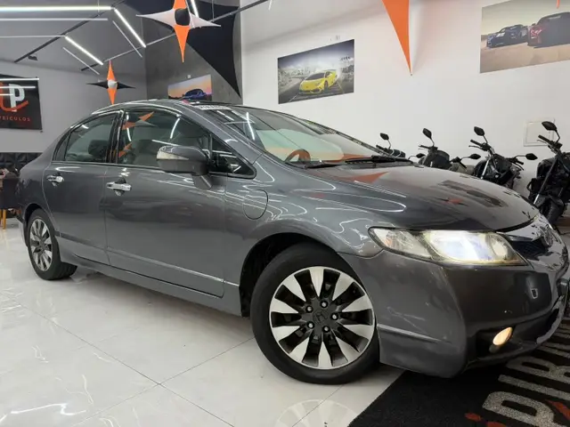 Carro Honda Civic 2011 New  LXL SE 1.8 i-VTEC (Flex)