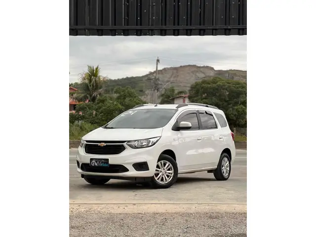 Carro Chevrolet Spin 2024 LT 1.8