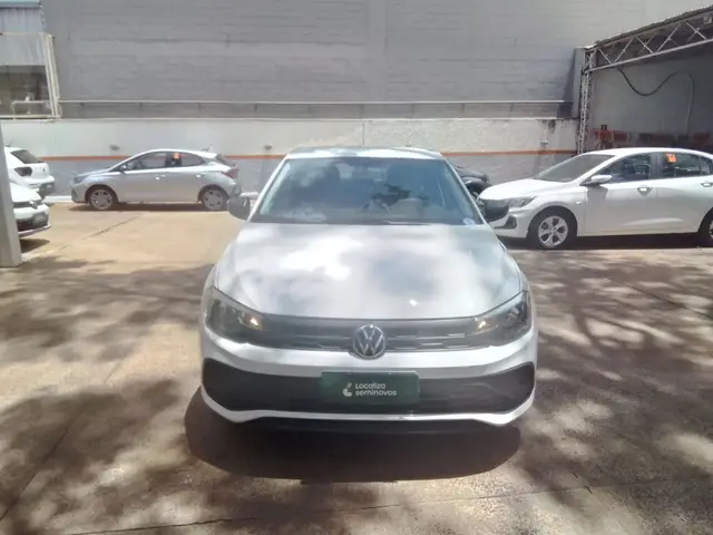 Carro Volkswagen Polo 2025 Track 1.0 Flex 12V 5p