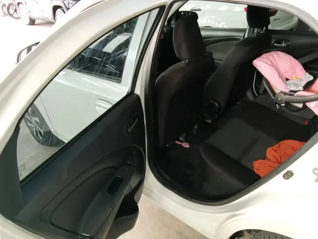 Carro Toyota Etios 2020 X 1.3 (Flex)