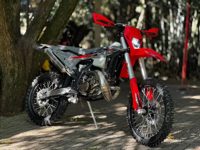 Moto MXF MXF 2025 250TSX