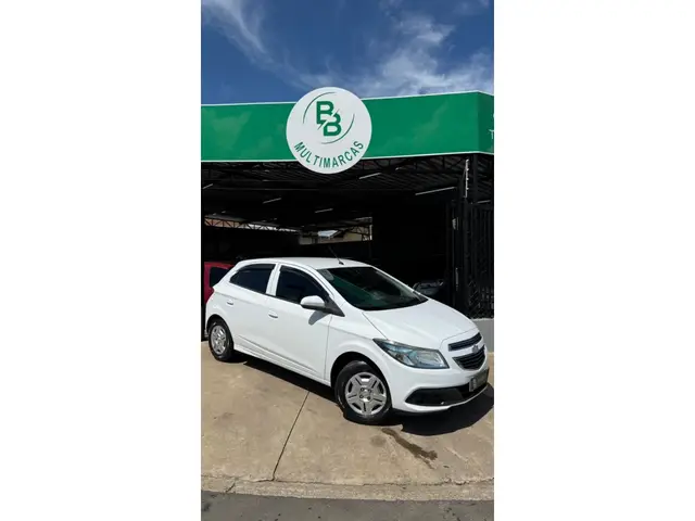 Carro Chevrolet Onix 2014 1.0 LT SPE/4