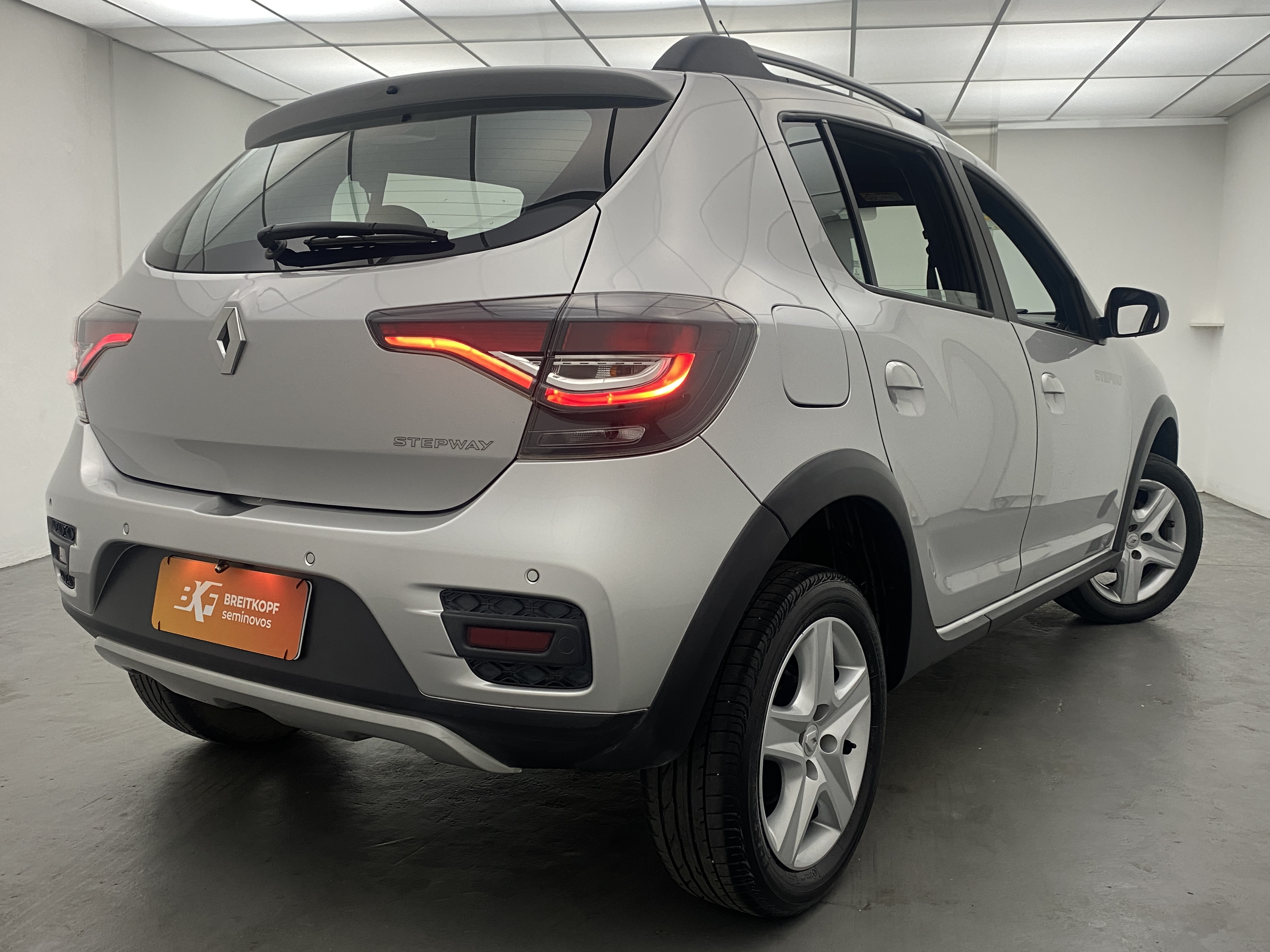 renault stepway zen 1.6 16v sce (flex)