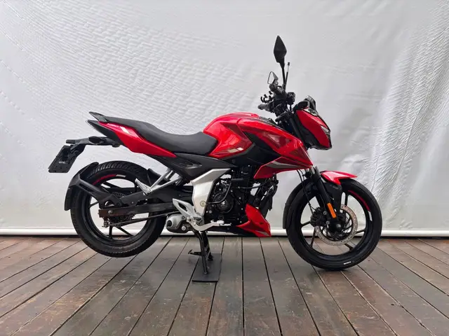 Moto Bajaj Pulsar 2026 N150