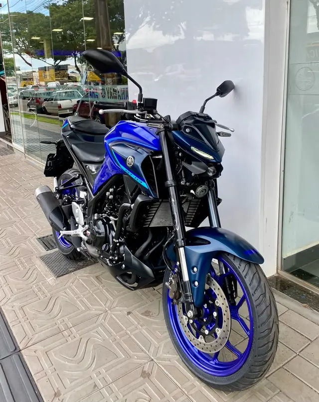 Moto Yamaha MT-03 2023 ABS