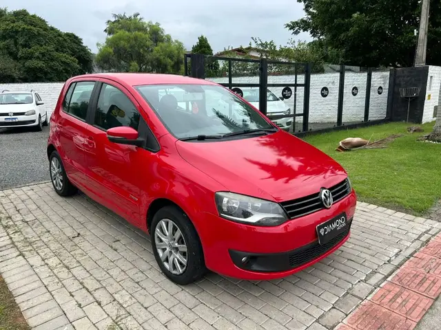 Carro Volkswagen Fox 2013 1.0 TEC (Flex) 4p