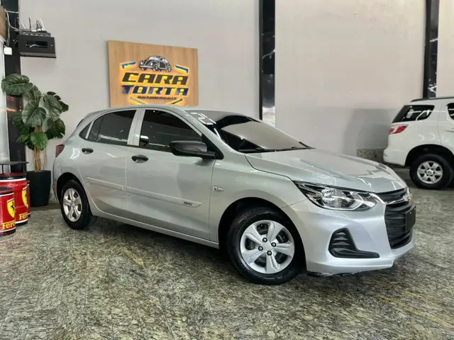 Carro Chevrolet Onix 2021 1.0 (Flex)