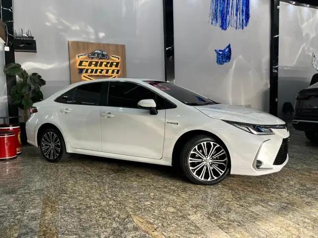 Carro Toyota Corolla 2023 Altis Hybrid Premium 1.8 Flex