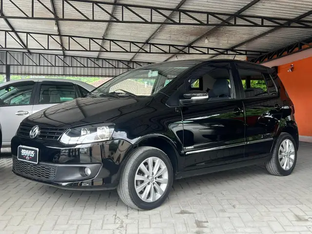 Carro Volkswagen Fox 2011 Prime 1.6 8V (Flex)