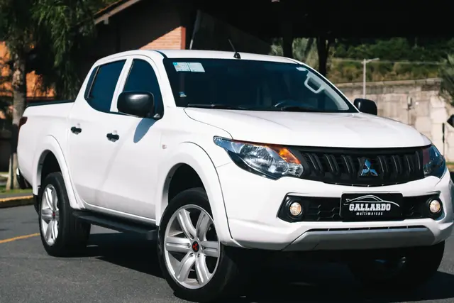 Carro Mitsubishi L200 Triton Sport 2023 GLS 2.4
