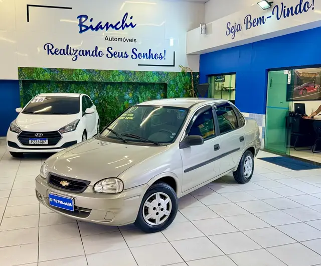 Carro Chevrolet Classic 2010 LS 1.0 VHCE (Flex)