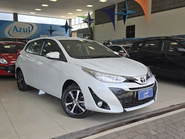 Carro Toyota Yaris 2022 1.5 XS Connect CVT (Flex)