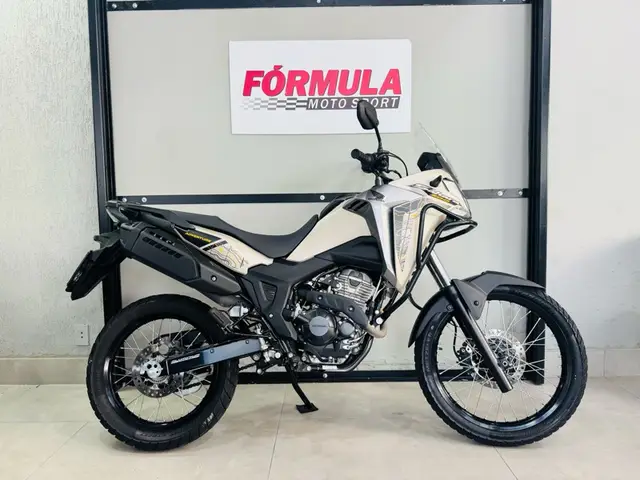 Moto Honda XRE Sahara 300 2025 Adventure