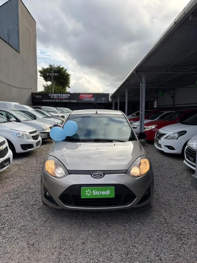 Carro Ford Fiesta Hatch 2013 Rocam 1.0 (Flex)