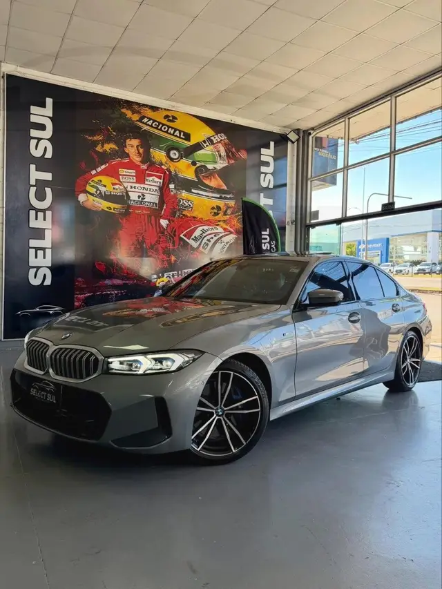 Carro BMW 320i 2023 M Sport 2.0 Turbo (Aut.)