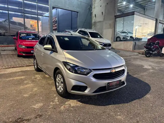 Carro Chevrolet Onix 2018 1.0 LT SPE/4