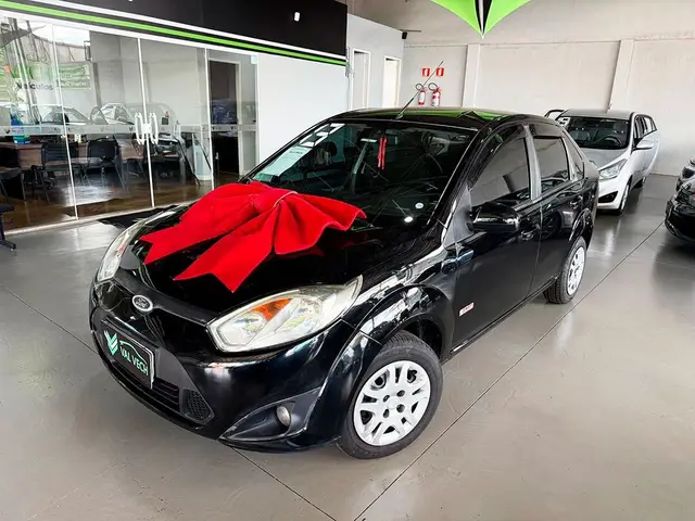 Carro Ford Fiesta Sedan 2013 SE 1.6 Rocam (Flex)