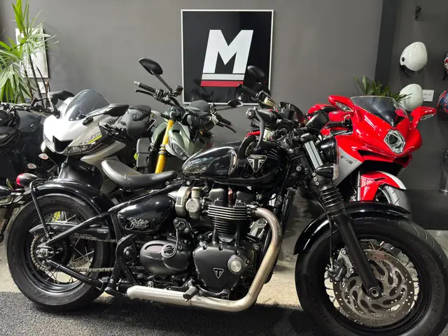 Moto Triumph Bonneville Bobber 2020 BOBBER BLACK 1200cc