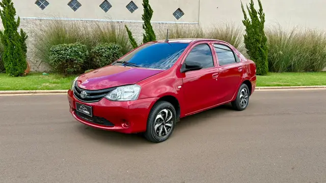Carro Toyota Etios Sedan 2017 XS 1.5 (Aut) (Flex)