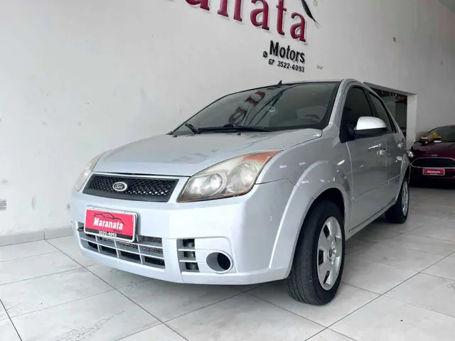 Carro Ford Fiesta Sedan 2009 1.0 (Flex)