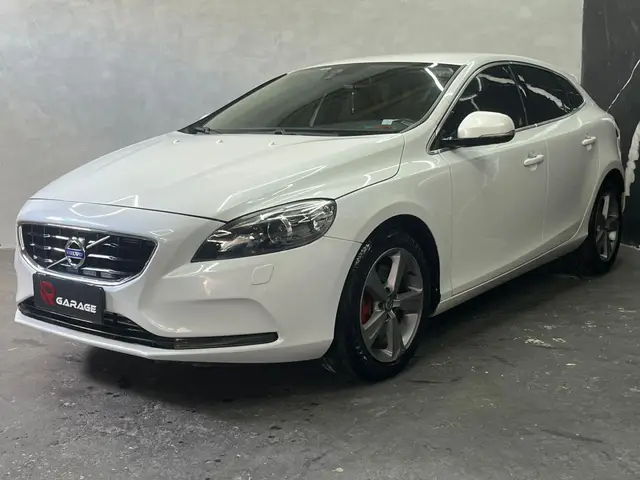 Carro Volvo V40 2014 T4 Dynamic 2.0