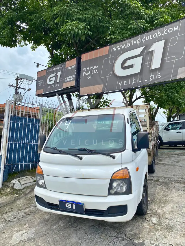 Caminhão Hyundai HR 2014 2.5 TCI HD Longo com Caçamba