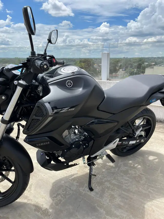 Moto Yamaha Fazer FZ15 2026 Connected