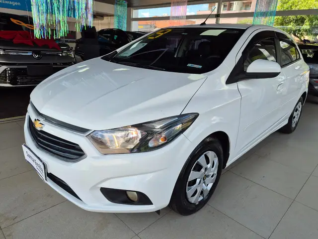 Carro Chevrolet Onix 2019 1.0 LT SPE/4