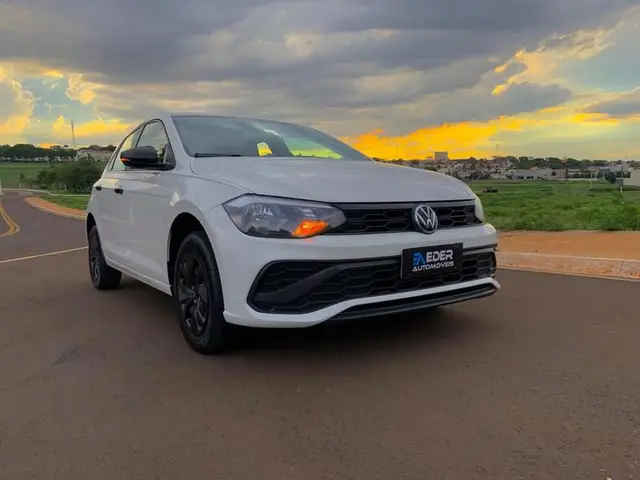 Carro Volkswagen Polo 2024 Track 1.0 Flex 12V 5p