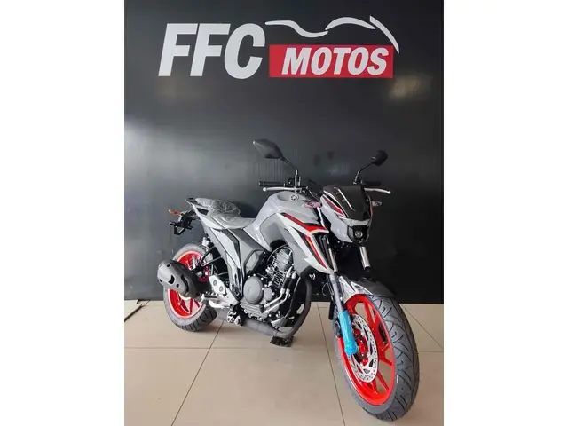 Moto Yamaha Fazer FZ25 2026 ABS