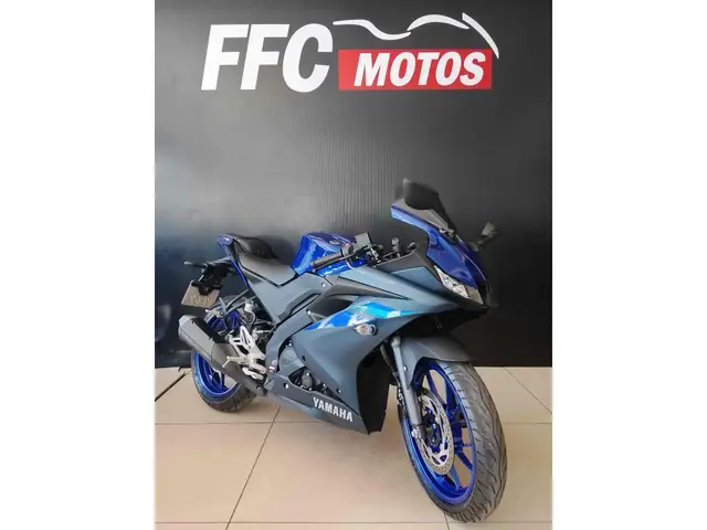 Moto Yamaha YZF R15 2025 ABS