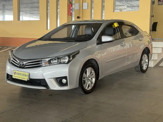 Carro Toyota Corolla 2016 1.8 GLi (Aut.)