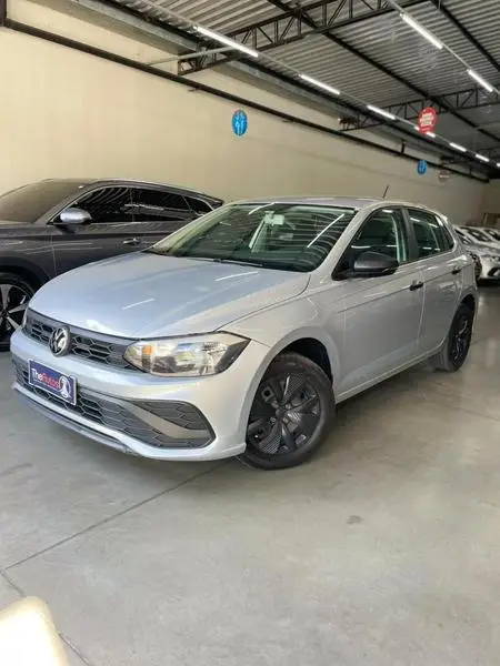 Carro Volkswagen Polo 2025 Track 1.0 Flex 12V 5p